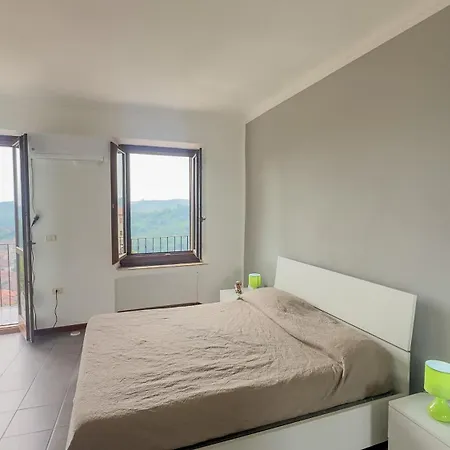 La Casa Dei Conti - Aria Condizionata E Free Park Vezza d'Alba