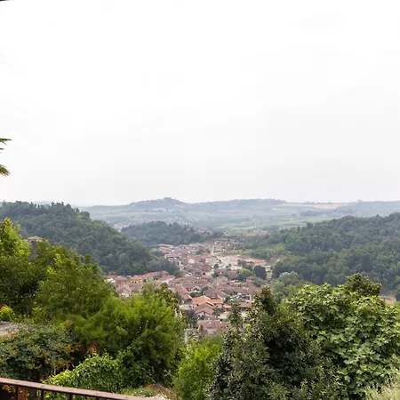 La Casa Dei Conti - Aria Condizionata E Free Park * Vezza d'Alba