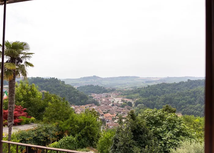 La Casa Dei Conti - Aria Condizionata E Free Park * Vezza d'Alba